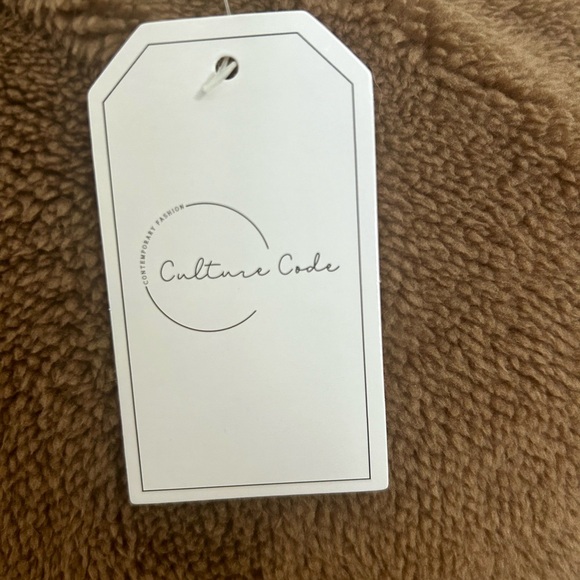 Brown Textured Puff Sleeve Round Neck Top - Picture 6 of 7